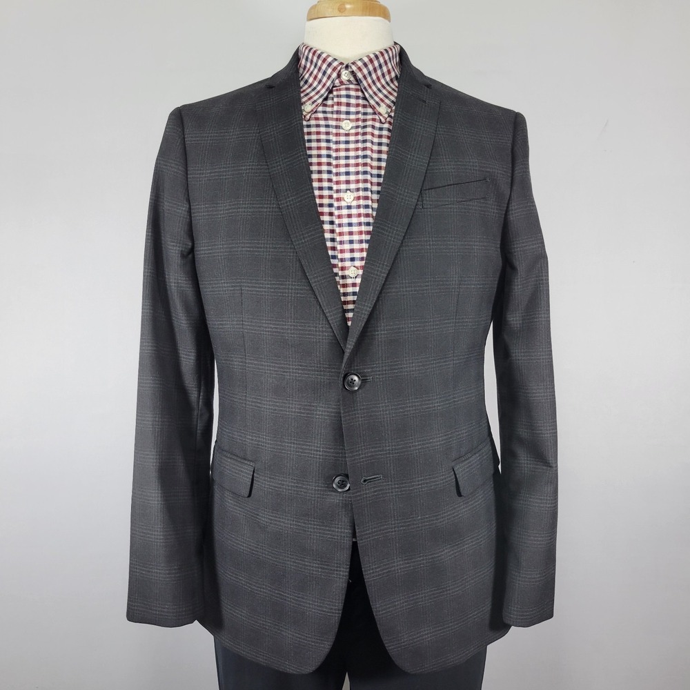 J.F Ferrar Men's Sport Coat Blazer Two Button Charcoal Plaid Poly Blend 42R SLIM
